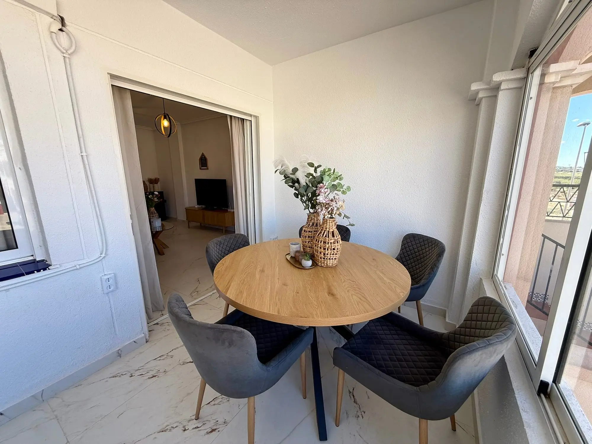 Licht appartement met groot zonneterras in Orihuela Costa, foto 10 van 30