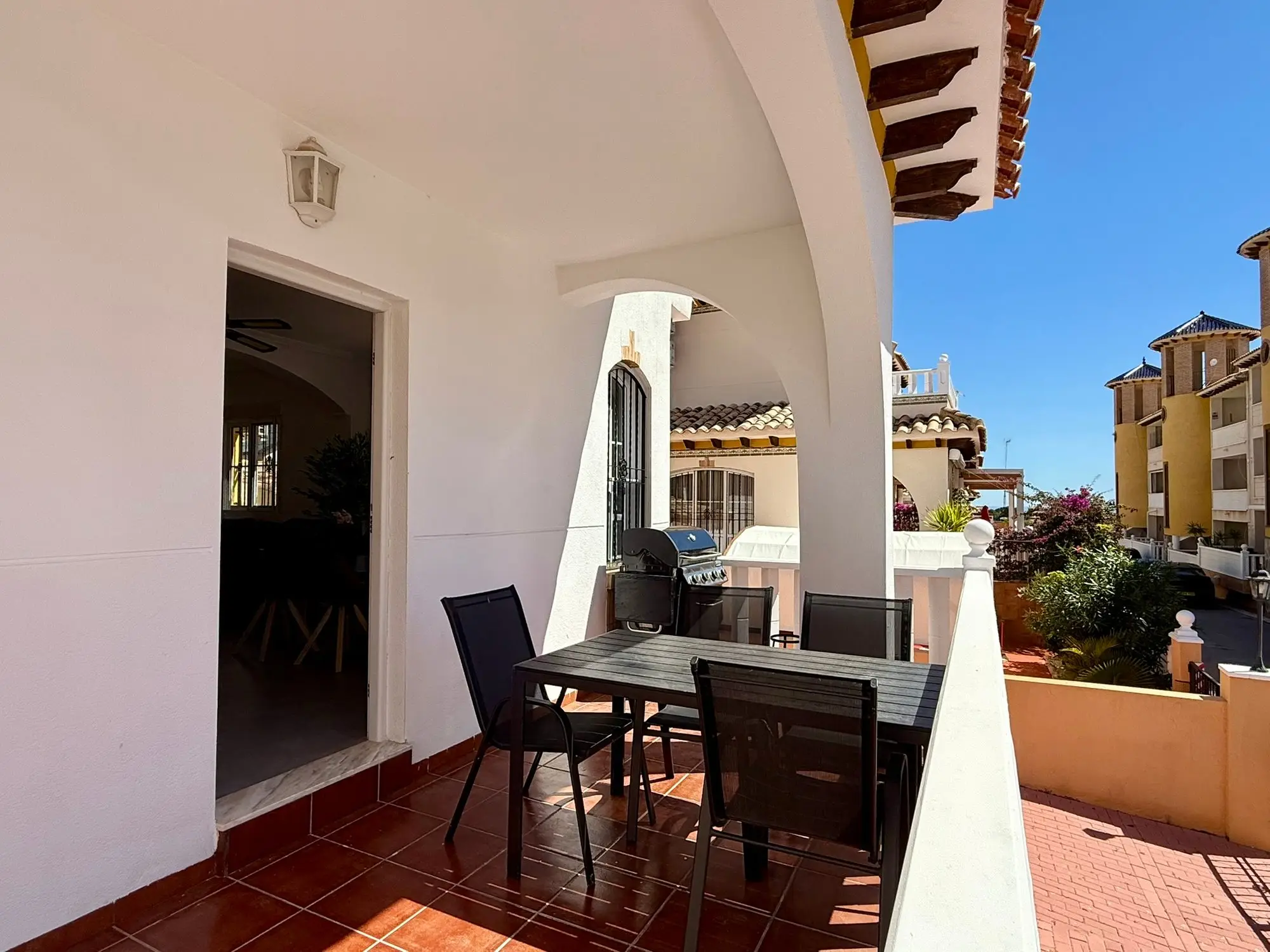 Gerenoveerde quadvilla met zeezicht in Orihuela Costa, foto 12 van 32