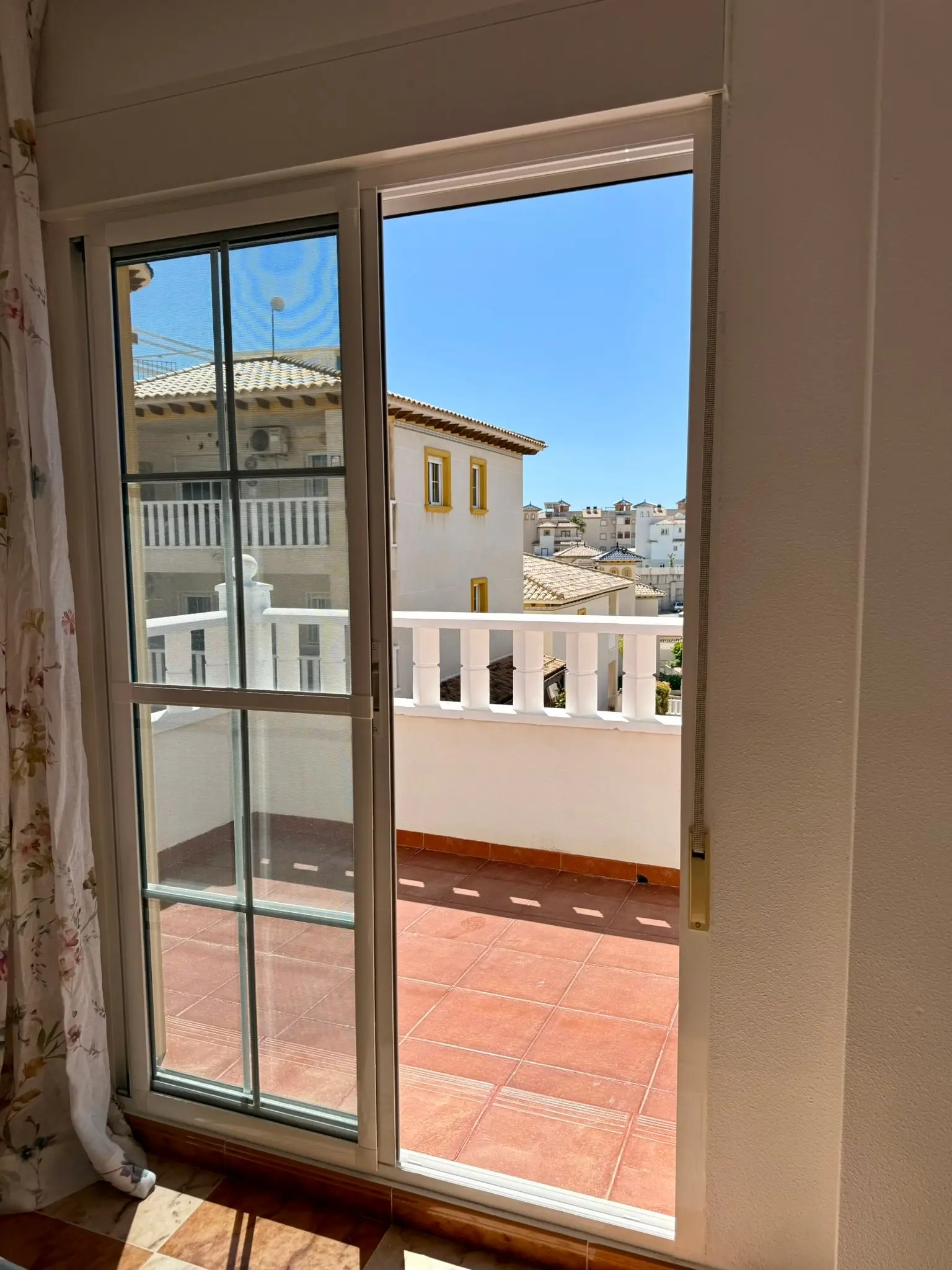 Gerenoveerde quadvilla met zeezicht in Orihuela Costa, foto 26 van 32